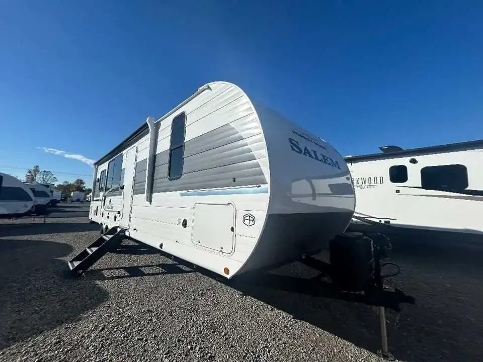 2026 Salem 27RK exterior