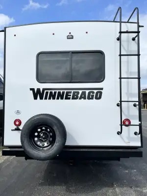2023 Winnebago MINNIE 2832FK photo 6