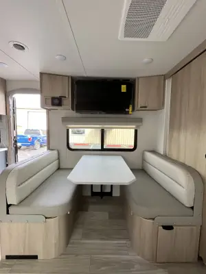 2023 Winnebago MINNIE 2832FK photo 21