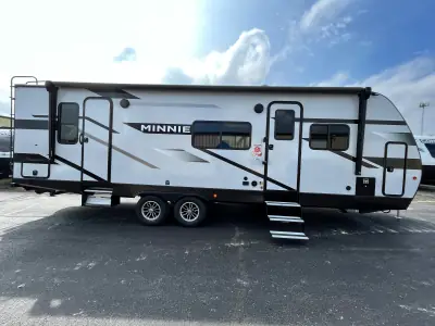 2023 Winnebago MINNIE 2832FK photo 11