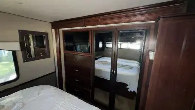 2017 Holiday Rambler Vacationer XE 36D photo 25