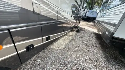 2017 Holiday Rambler Vacationer XE 36D photo 53