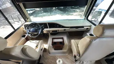2017 Holiday Rambler Vacationer XE 36D photo 10