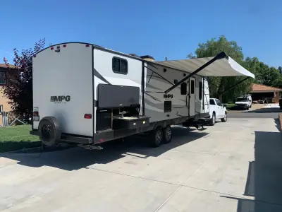 Used 2017 Cruiser Rv Corp Mpg Ultra-lite 2800QB
