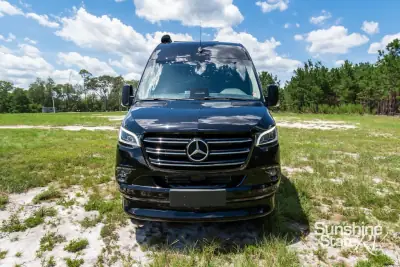 2027 Midwest LUXE CRUISER D6 AWD photo 8