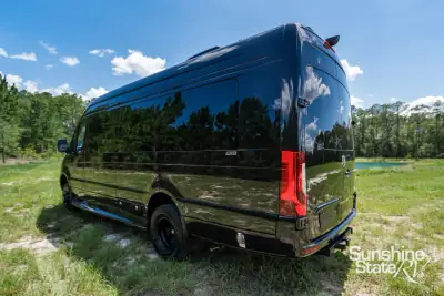 2027 Midwest LUXE CRUISER D6 AWD photo 5