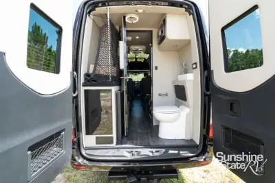 2027 Midwest LUXE CRUISER D6 AWD photo 27