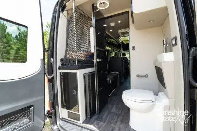 2027 Midwest LUXE CRUISER D6 AWD photo 26