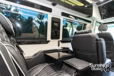 2027 Midwest LUXE CRUISER D6 AWD photo 31