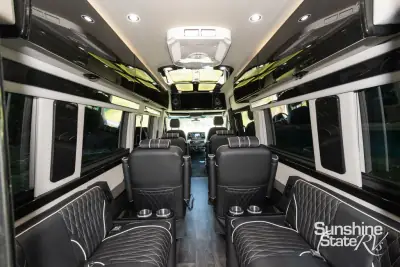 2027 Midwest LUXE CRUISER D6 AWD photo 28
