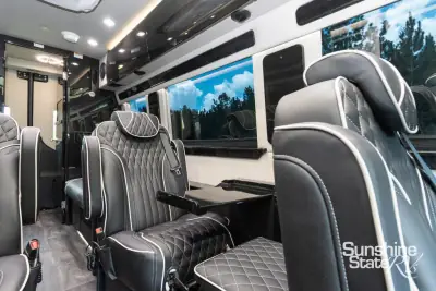 2027 Midwest LUXE CRUISER D6 AWD photo 30