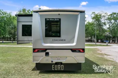 2025 Coachmen Euro 25EU photo 4