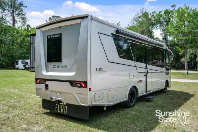 2025 Coachmen Euro 25EU photo 3
