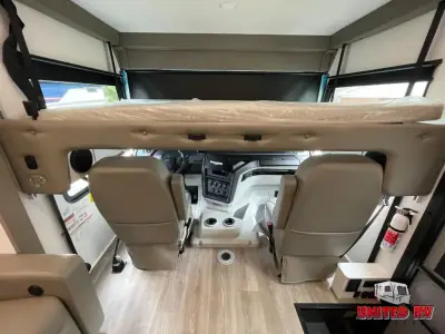 2027 Entegra Coach Vision XL 34G photo 13