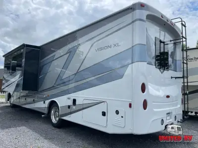 2027 Entegra Coach Vision XL 34G photo 4
