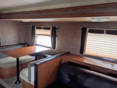2015 Forest River Salem Cruise Lite 272QBXL photo 6