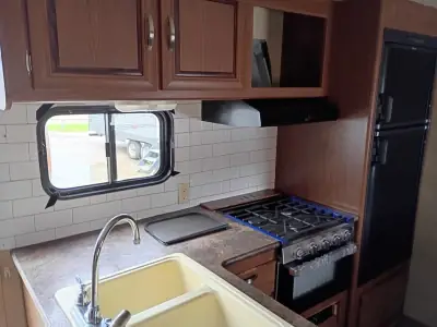 2015 Forest River Salem Cruise Lite 272QBXL photo 5