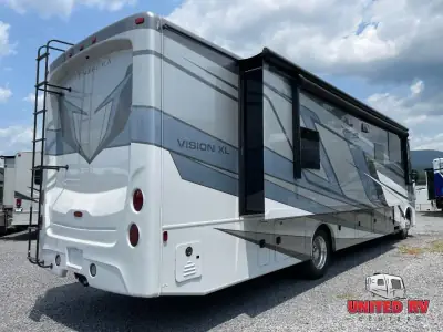 2027 Entegra Coach Vision XL 36C photo 4