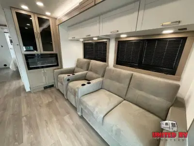 2027 Entegra Coach Vision XL 36C photo 12