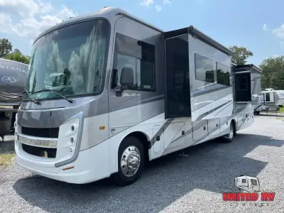 2027 Entegra Coach Vision XL 36C photo 3