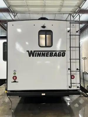 2024 Winnebago VOYAGE 2427RB photo 6