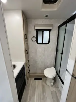 2024 Winnebago VOYAGE 2427RB photo 29