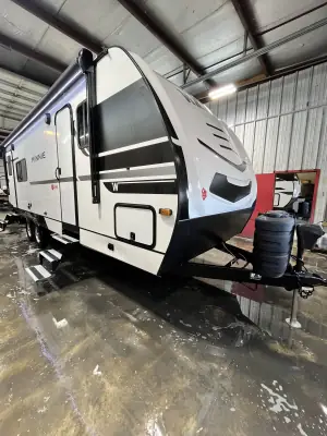 2025 Winnebago MINNIE 2529RG