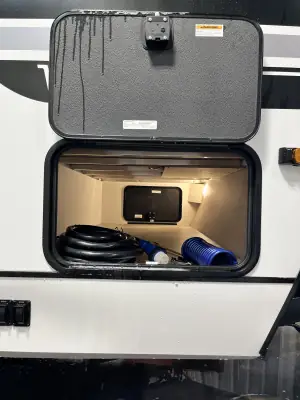 2025 Winnebago MINNIE 2529RG photo 8