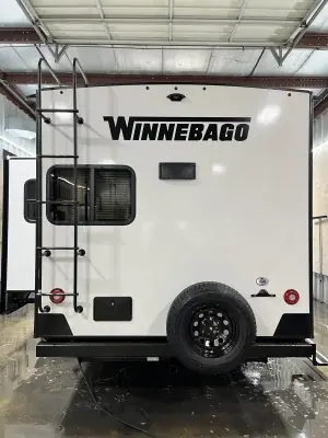 2025 Winnebago MINNIE 2529RG photo 6