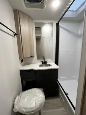 2025 Winnebago MINNIE 2529RG photo 26