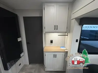 2026 Coachmen Chaparral Lite 368TBH photo 24