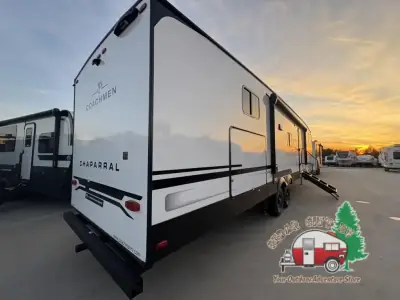 2026 Coachmen Chaparral Lite 368TBH photo 7