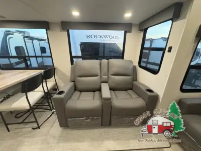 2026 Coachmen Chaparral Lite 368TBH photo 26