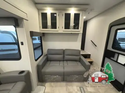 2026 Coachmen Chaparral Lite 368TBH photo 27