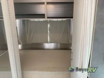 2021 Airstream Bambi 16RB photo 10