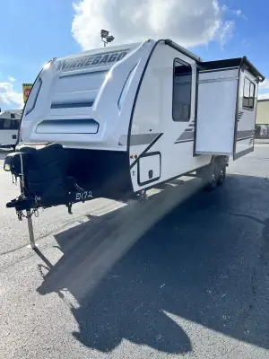 2022 Winnebago MICRO MINNIE 2306BHS photo 3