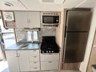 2022 Winnebago MICRO MINNIE 2306BHS photo 21