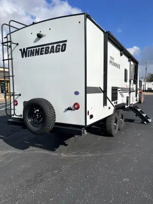 2022 Winnebago MICRO MINNIE 2306BHS photo 5