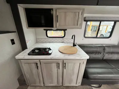 2022 K-Z ESCAPE E231BH photo 17