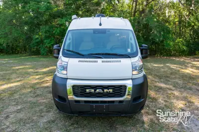 2023 Thor Motor Coach Tellaro 20L photo 9