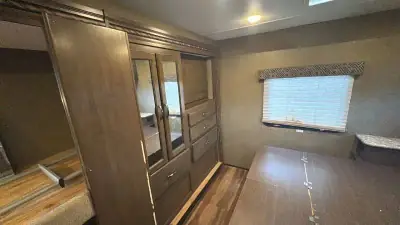 2018 Thor Motor Coach Four Winds 30D photo 19