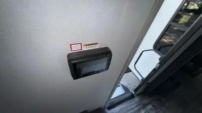 2023 Keystone Fuzion Fifth Wheel TH 430 photo 40
