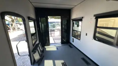 2023 Keystone Fuzion Fifth Wheel TH 430 photo 22