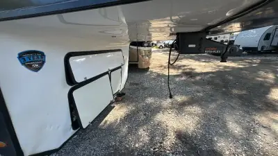 2023 Keystone Fuzion Fifth Wheel TH 430 photo 51