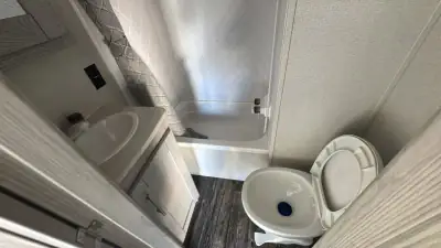 2023 Keystone Fuzion Fifth Wheel TH 430 photo 26