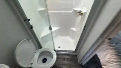 2023 Keystone Fuzion Fifth Wheel TH 430 photo 30