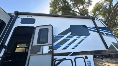 2023 Keystone Fuzion Fifth Wheel TH 430 photo 50