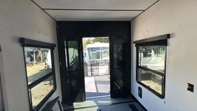 2023 Keystone Fuzion Fifth Wheel TH 430 photo 23