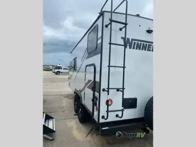 2024 Winnebago Industries Towables Micro Minnie 1800BH photo 5