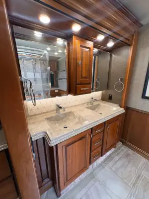 2017 Tiffin Motorhomes Allegro Bus 45 OPP photo 22